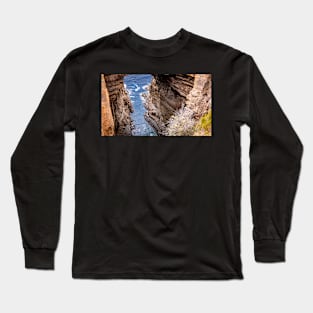 Tasmania, Beauty Untouched Long Sleeve T-Shirt